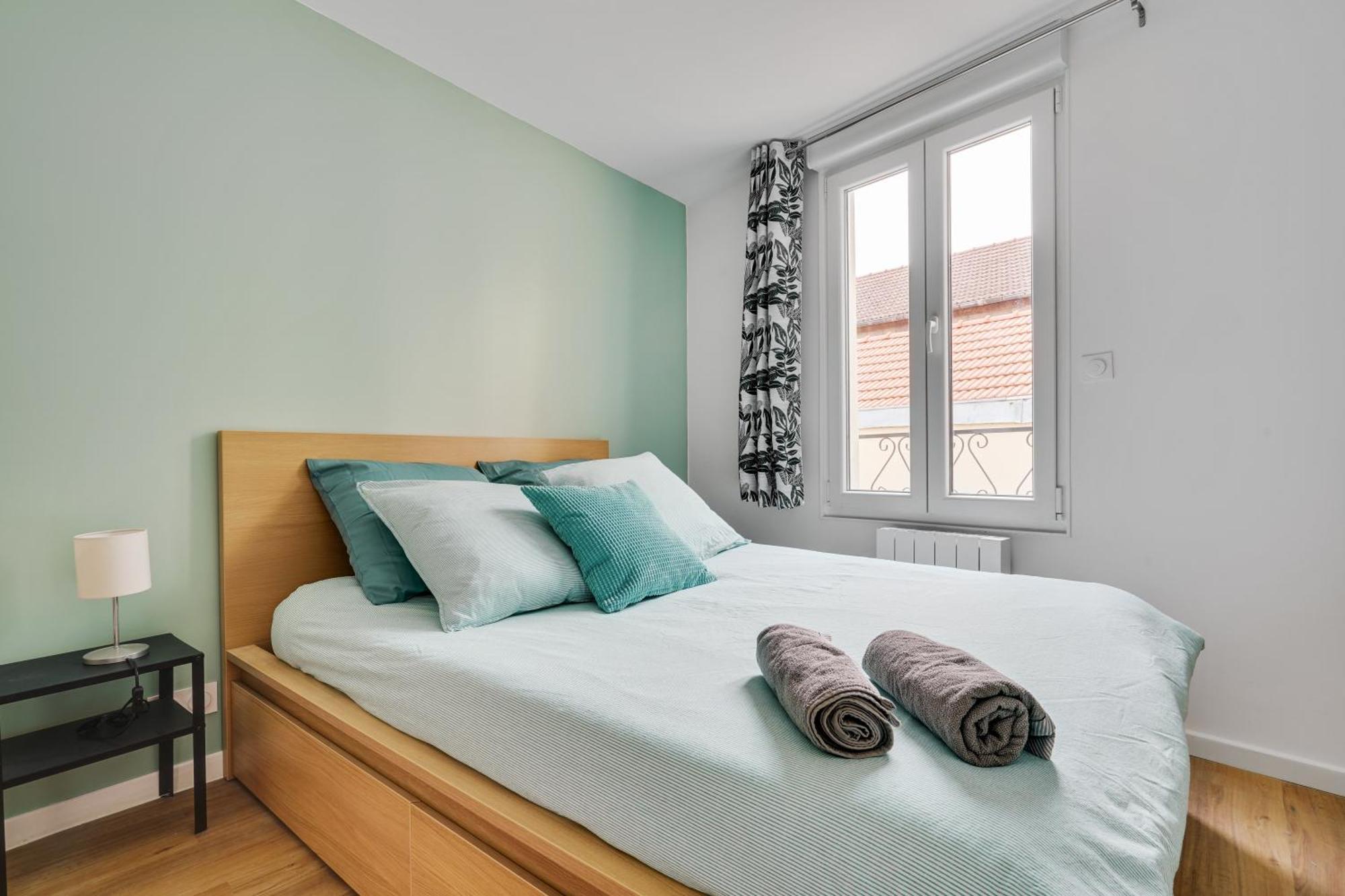 Top 2 Pieces Tout Equipe Avec Wifi Proche Paris - R7 Montreuil  Exterior foto